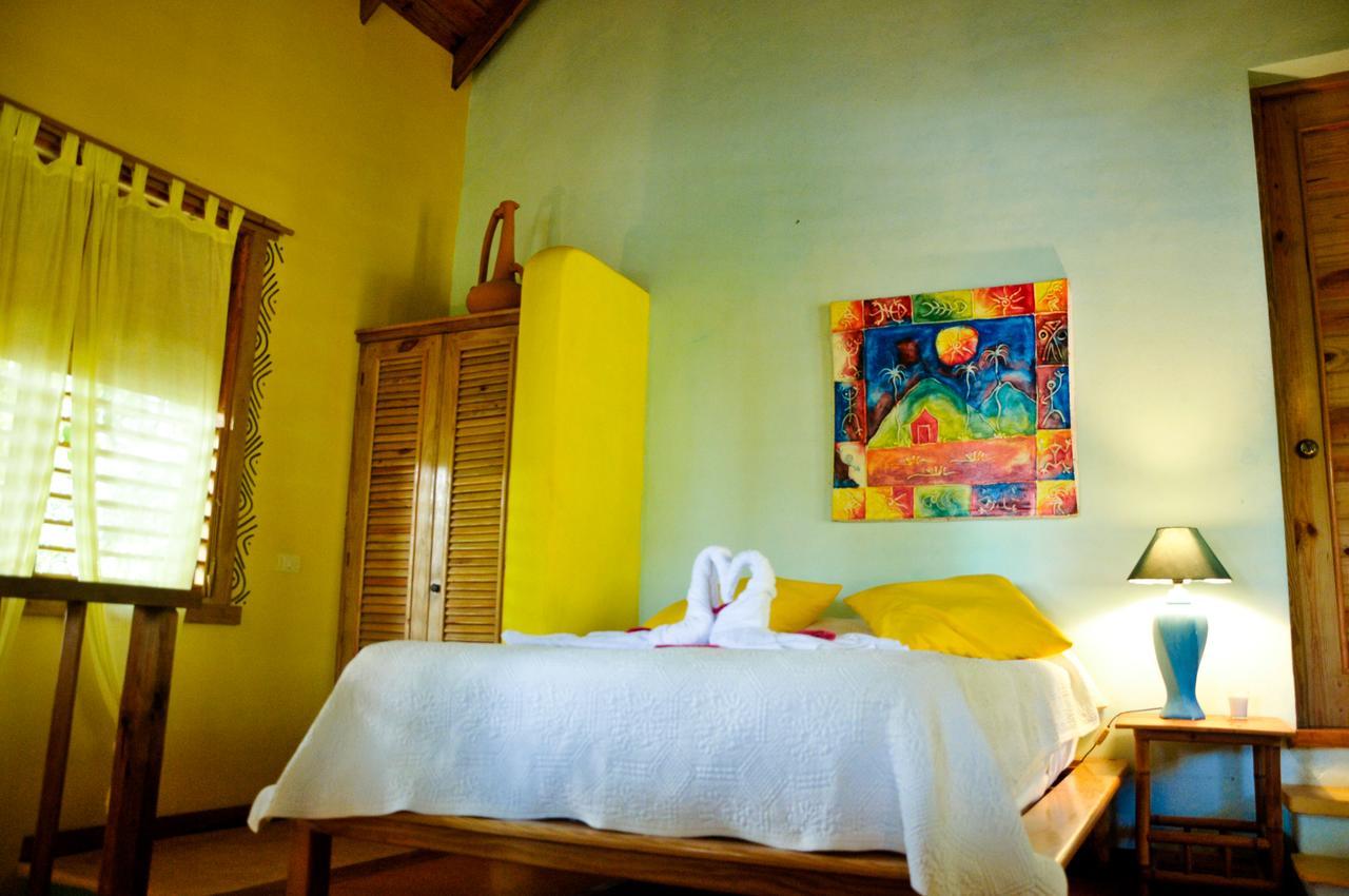 Las Ballenas Escondidas Hotel