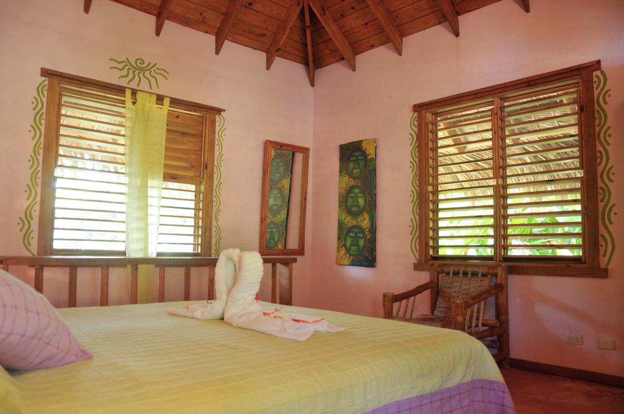Las Ballenas Escondidas Hotel