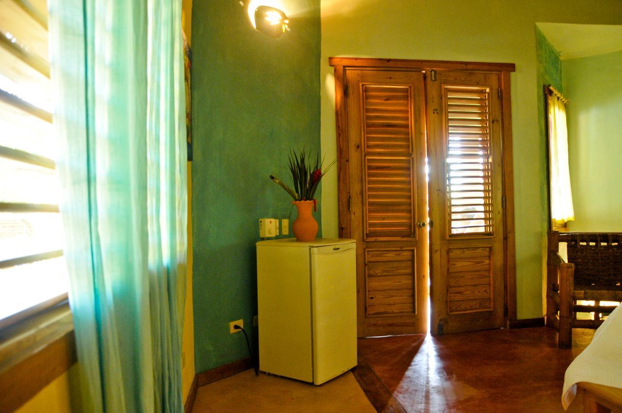 Hotel Las Ballenas Escondidas *