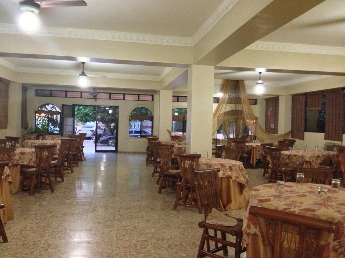 Restaurante Maria Montez Barahona