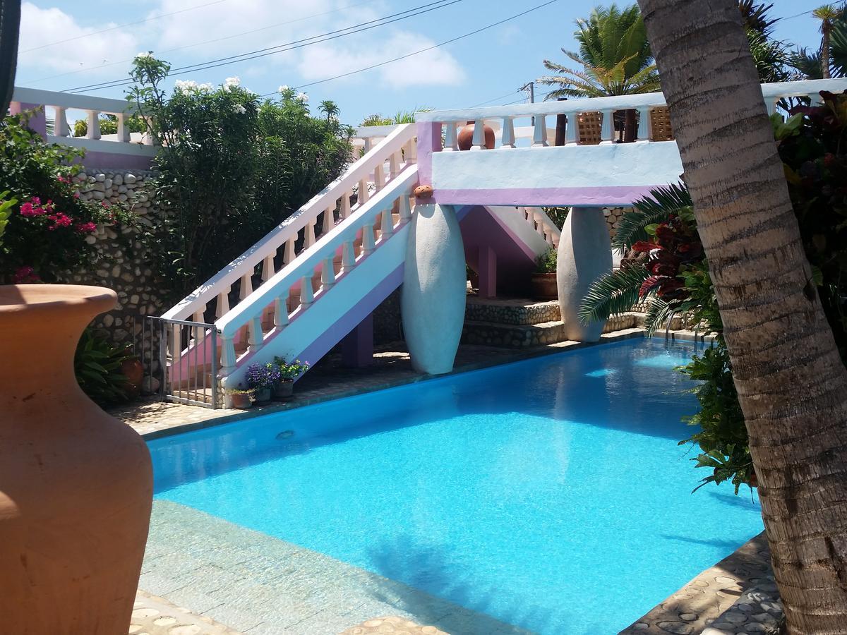 Vistamar Lodge *