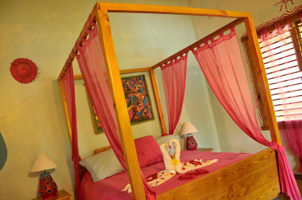 Las Ballenas Escondidas Hotel Samana