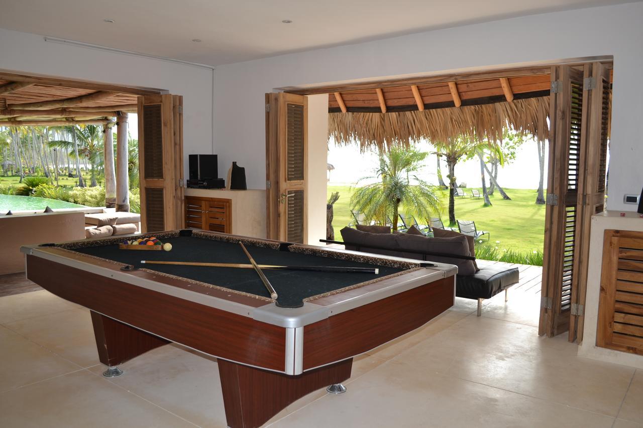 Villa Beachfront Luxury