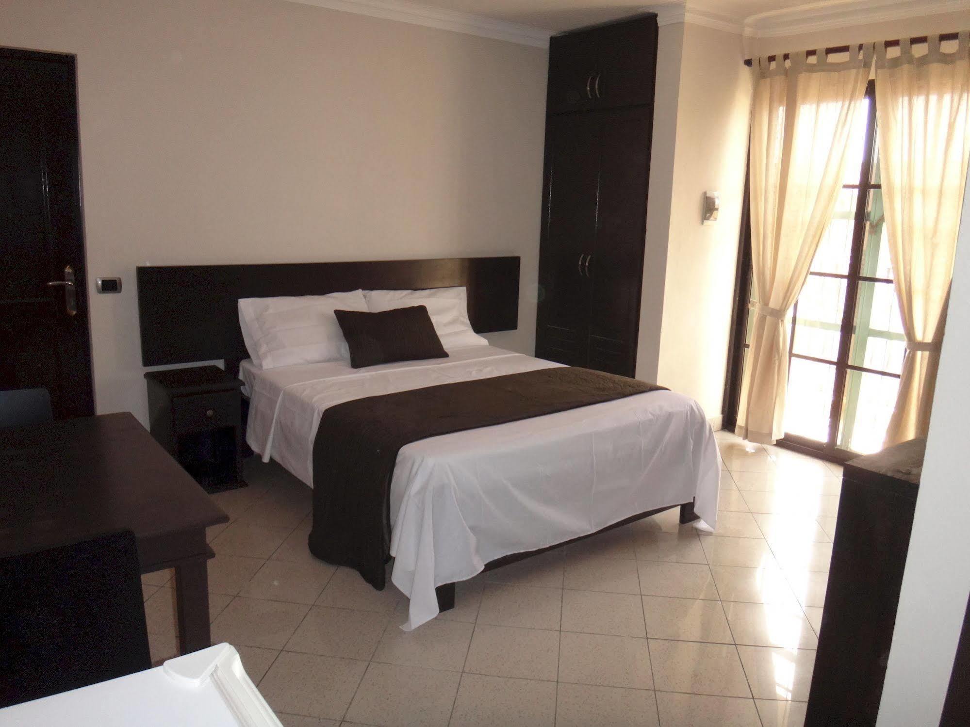 Aparthotel Ob Studios 2*