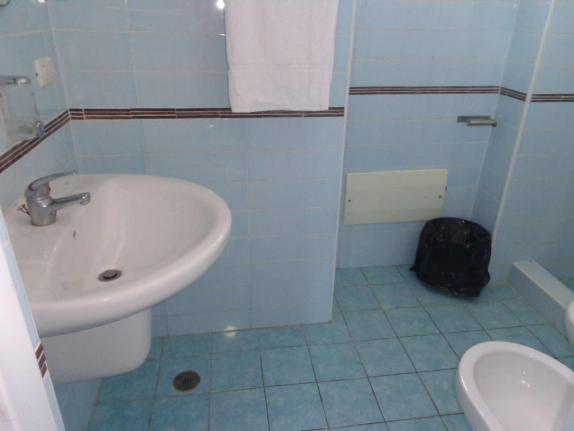 Rig Plaza Venecia Guest house