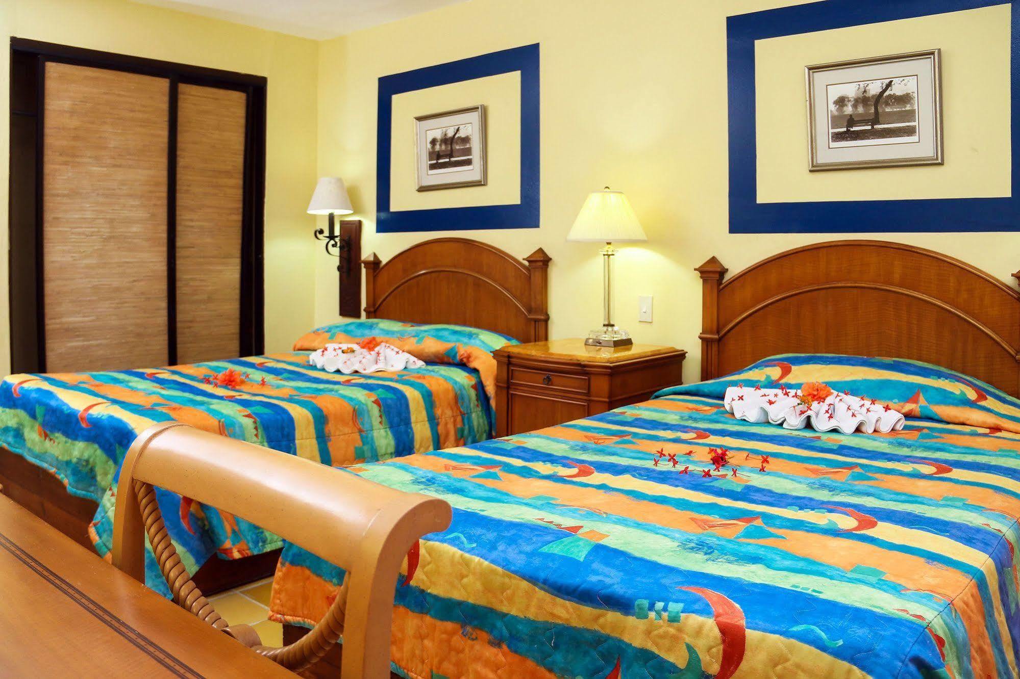 Hotel Exxtraordinary - Bellamar 3*
