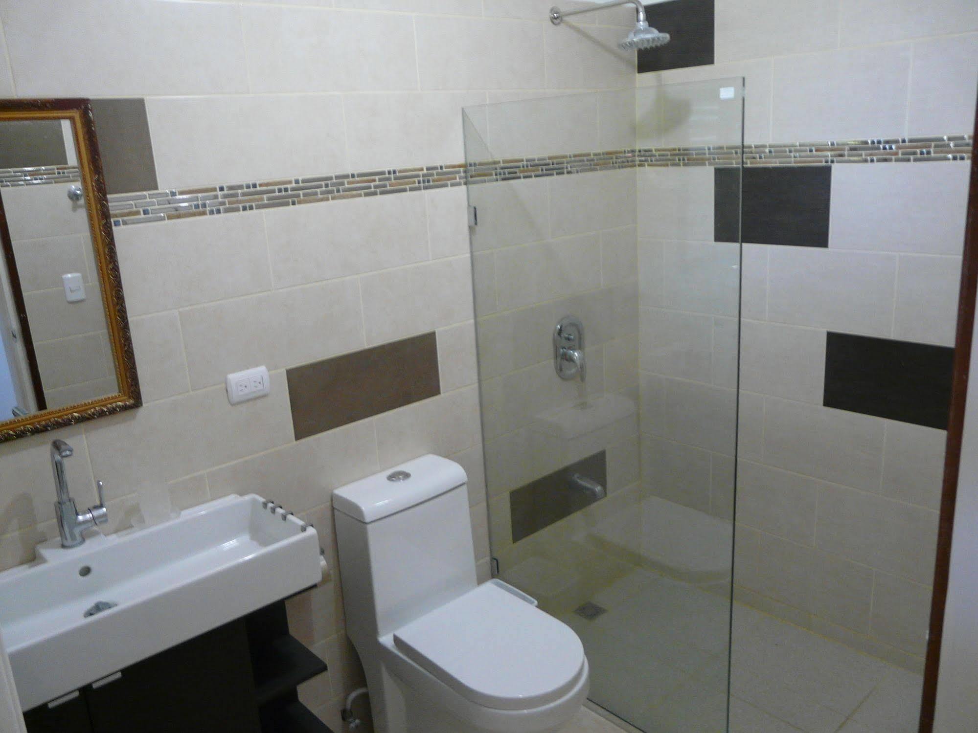 Hotel Vlc *