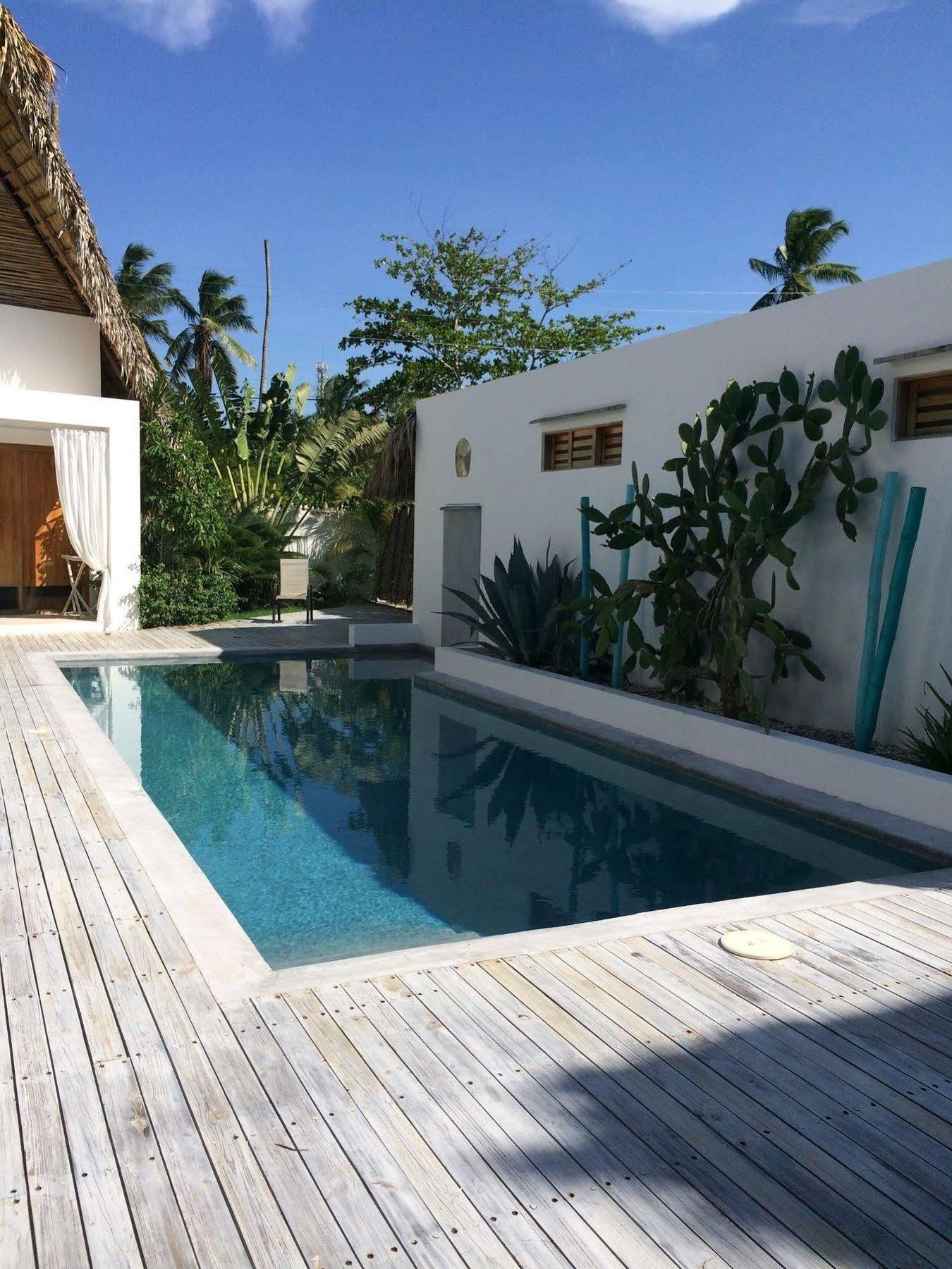 Mahona Hotel 3*
