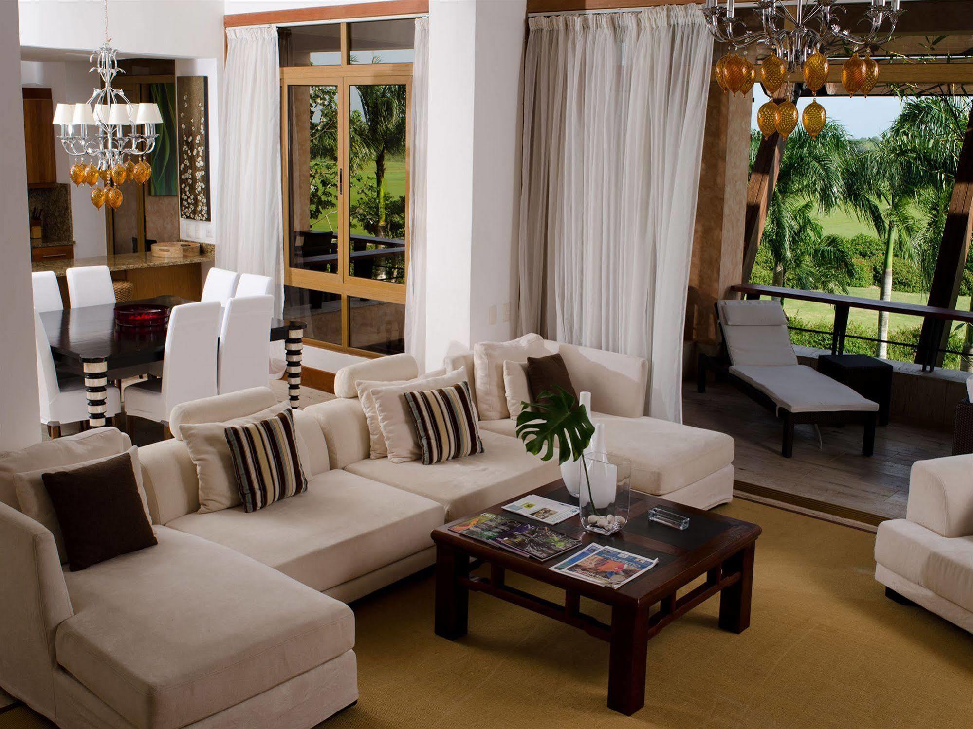 Los Altos Residences By Mint Aparthotel