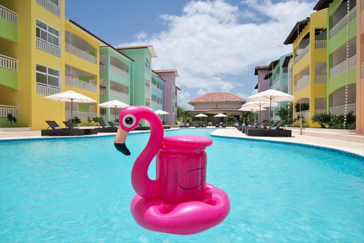 Los Flamencos Aparthotel