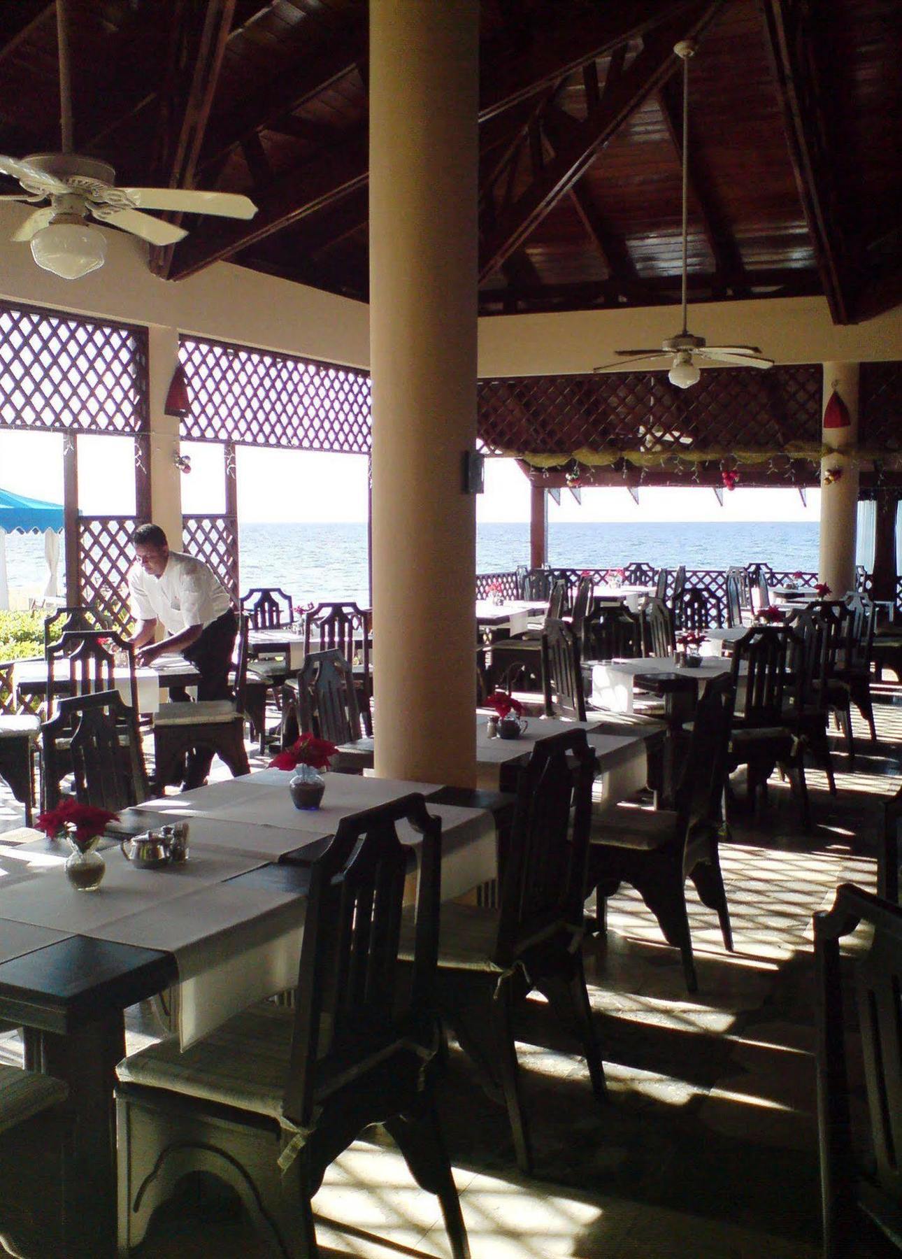 By The Sea 3* Sosua