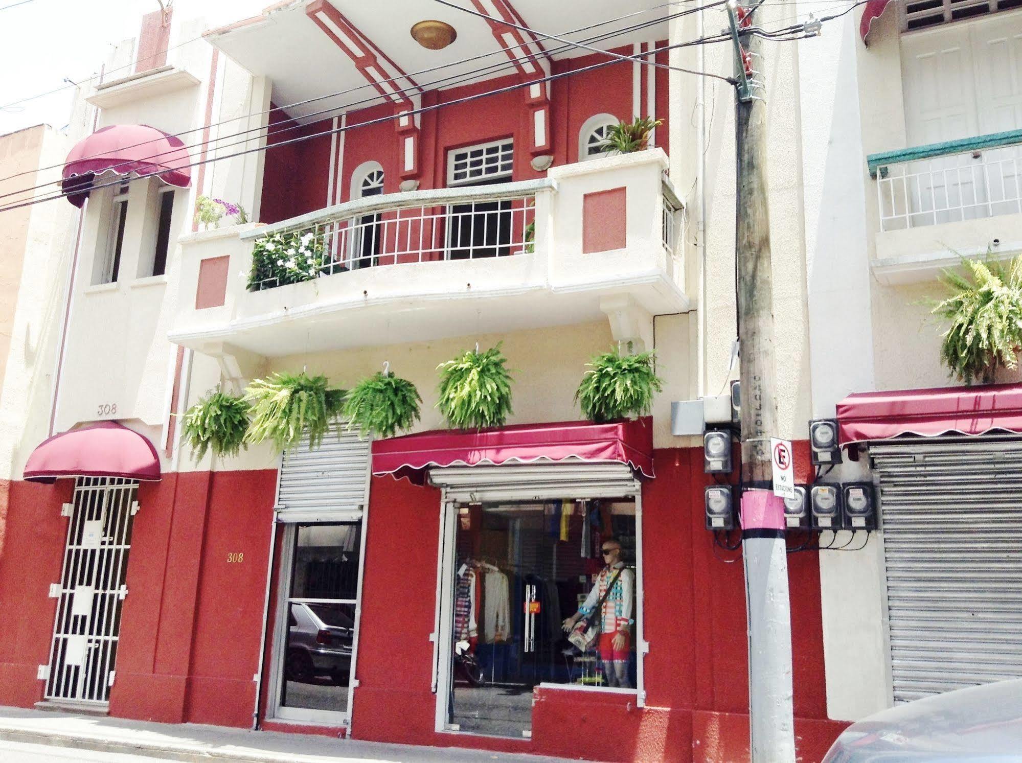 Hotel Adam Suites