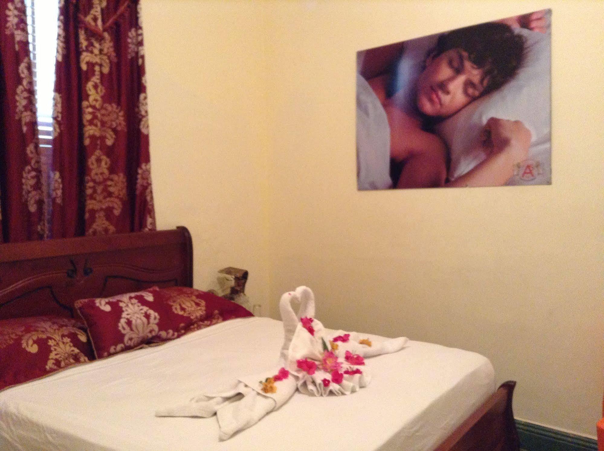 Adam Suites