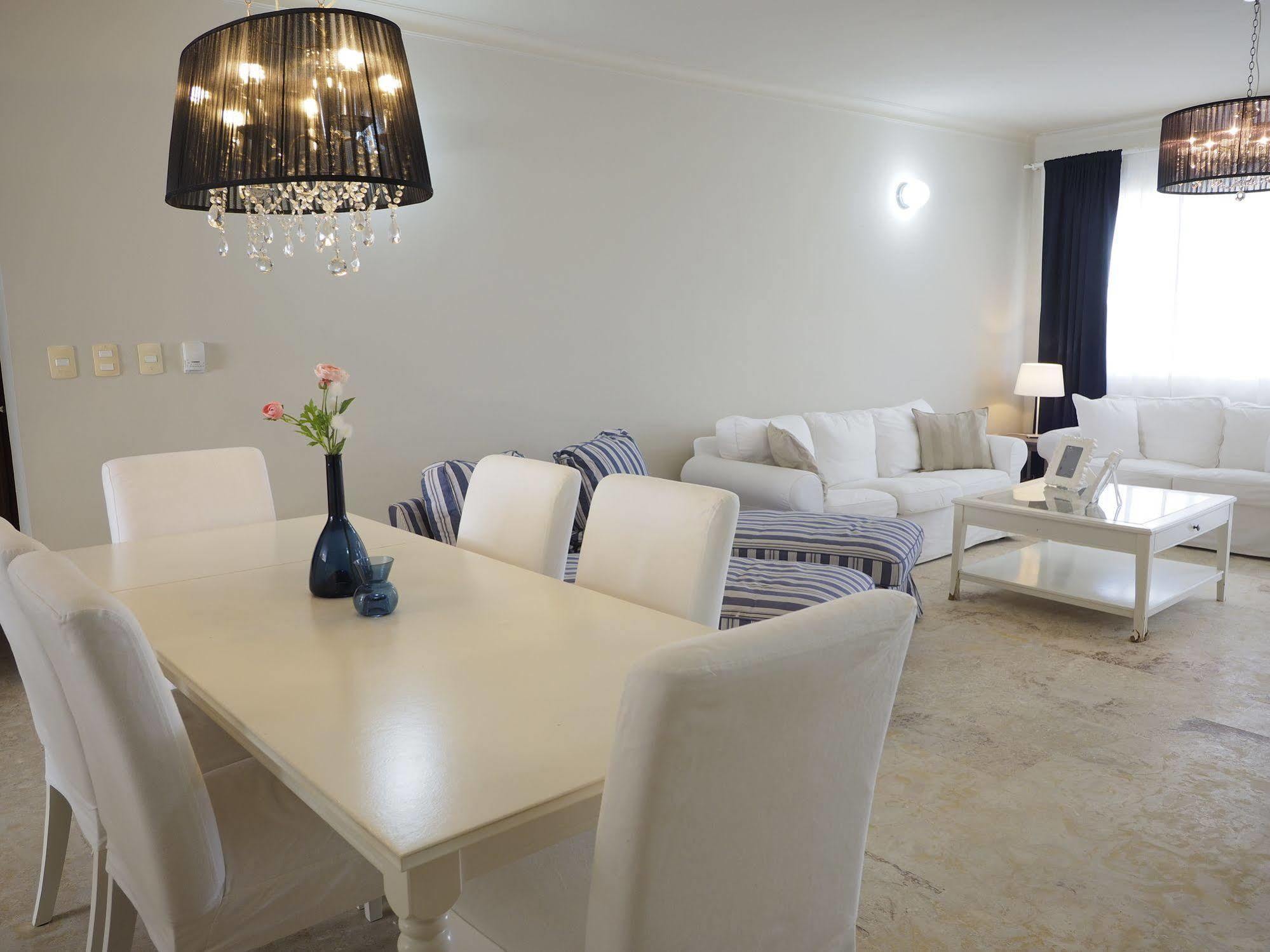 Playa Turquesa, Block A Apartment *