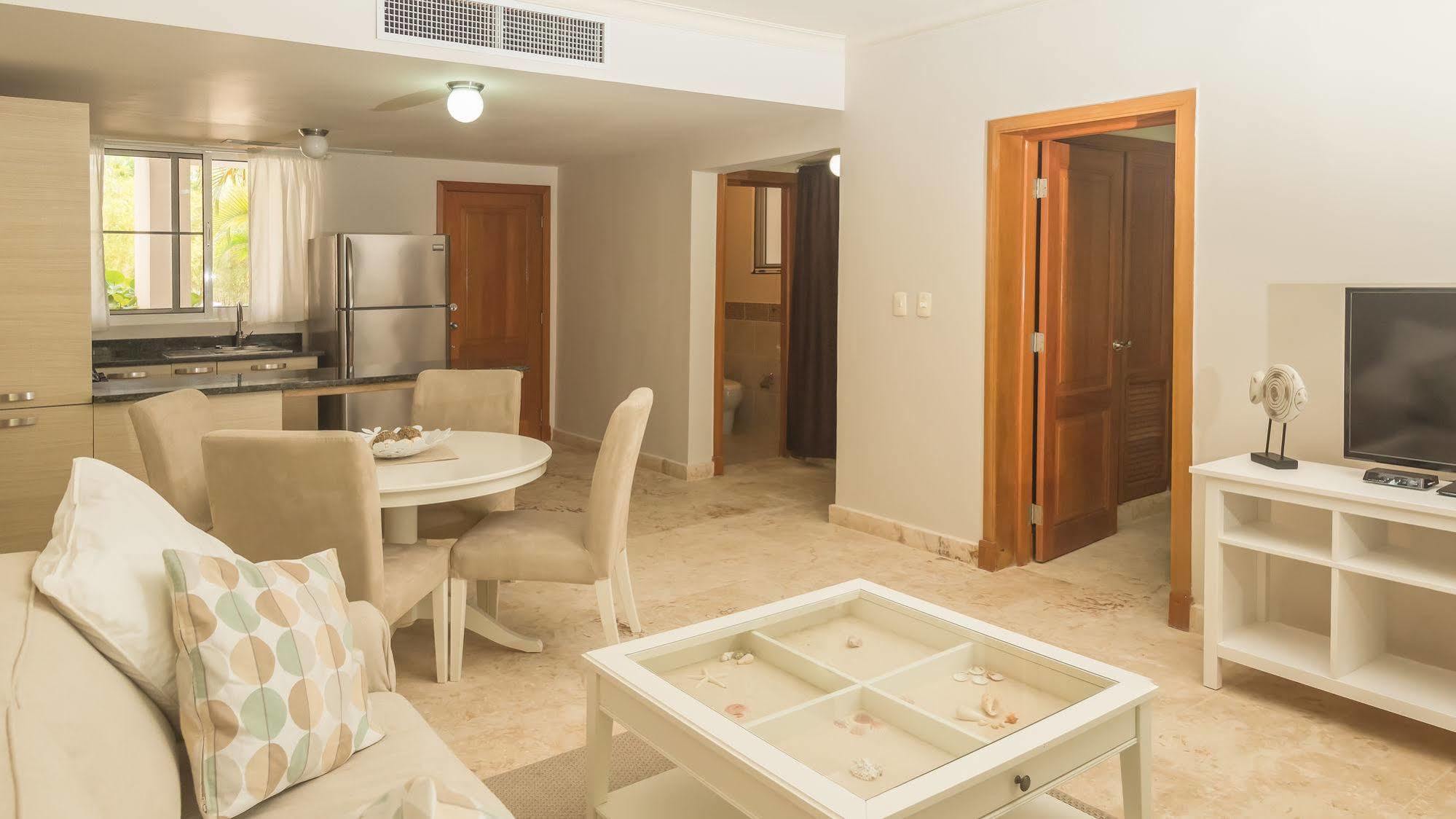 Playa Turquesa, Block A Apartment