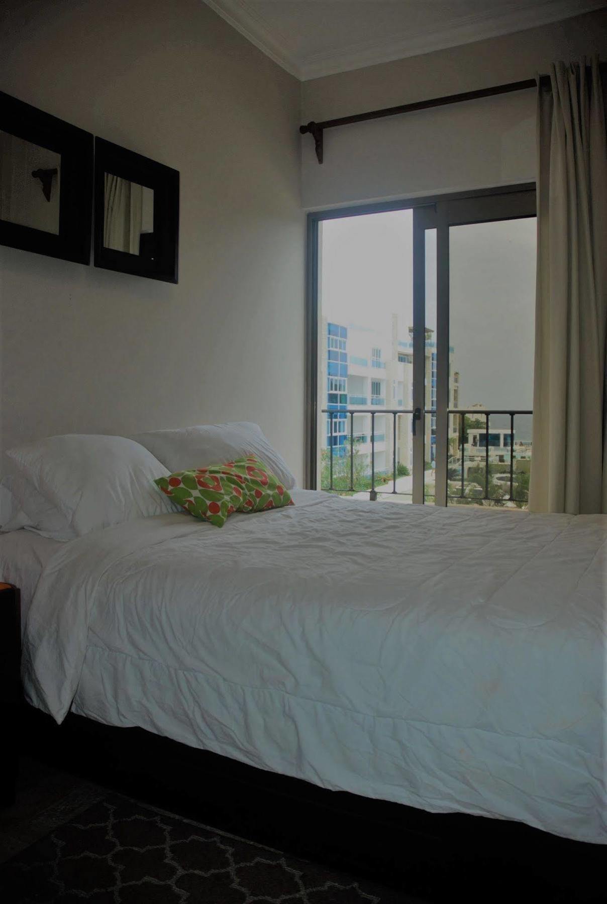 Apartment E&J Beach Condo *