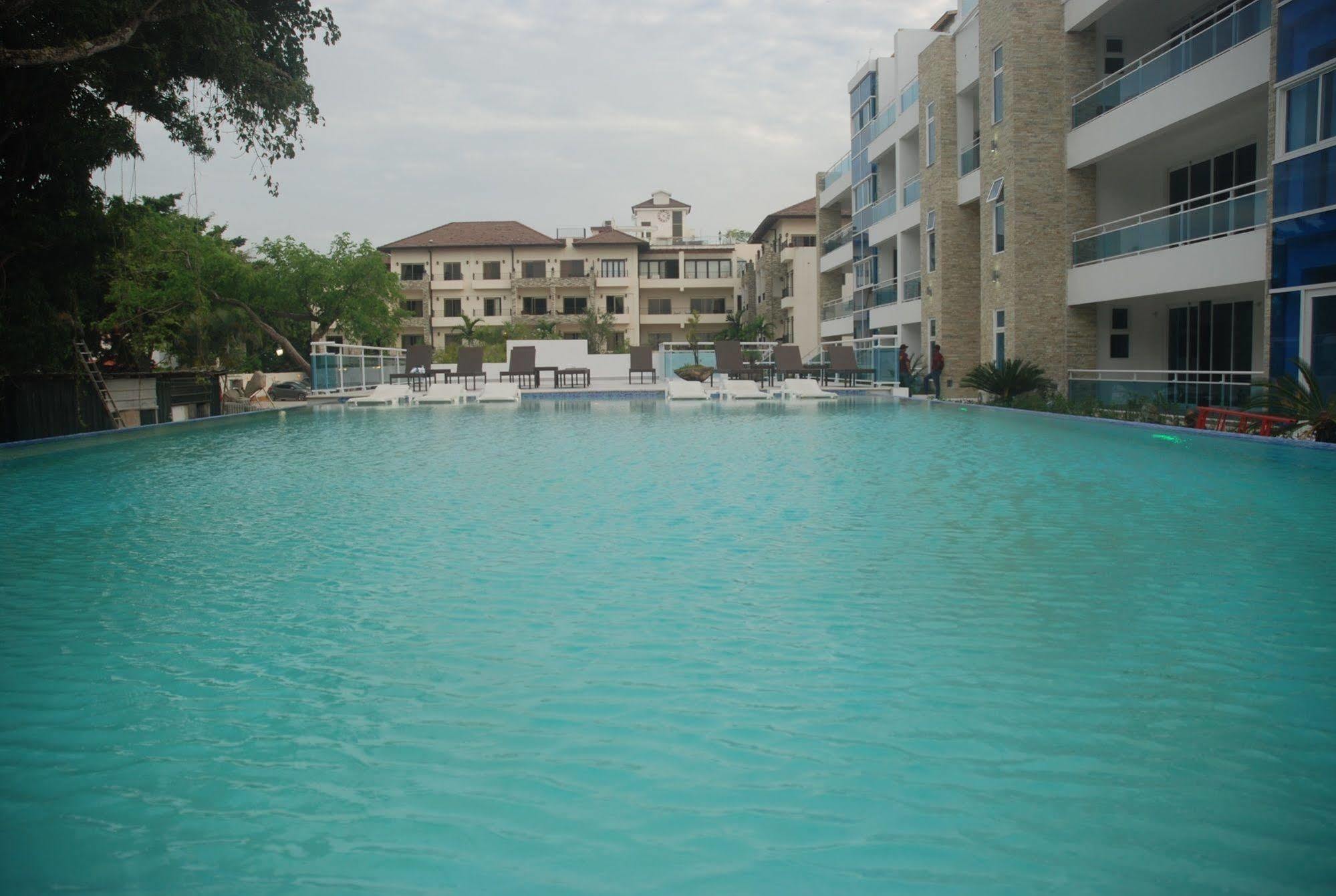 E&J Beach Condo *