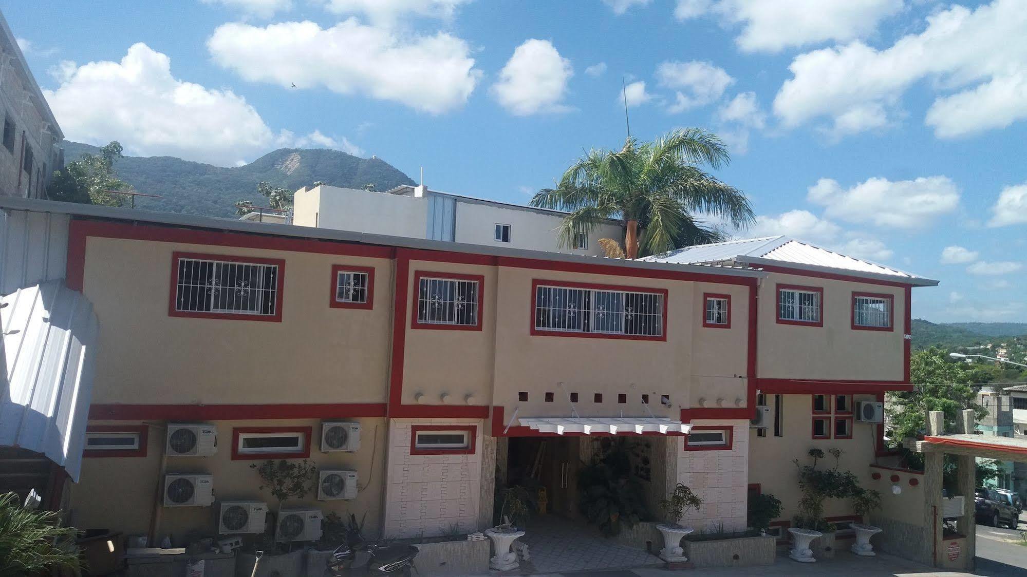 Mountain View Hotel 2*