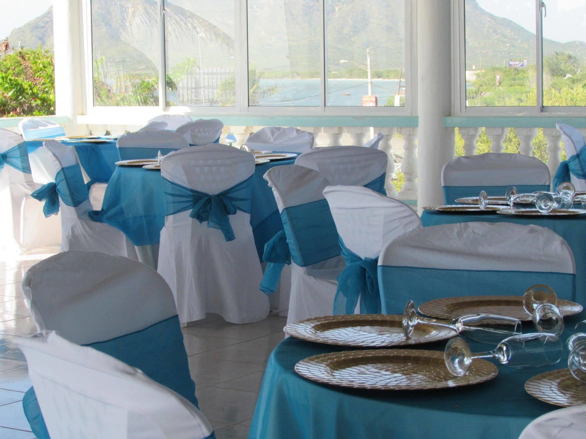 Marina Del Mar Restaurante