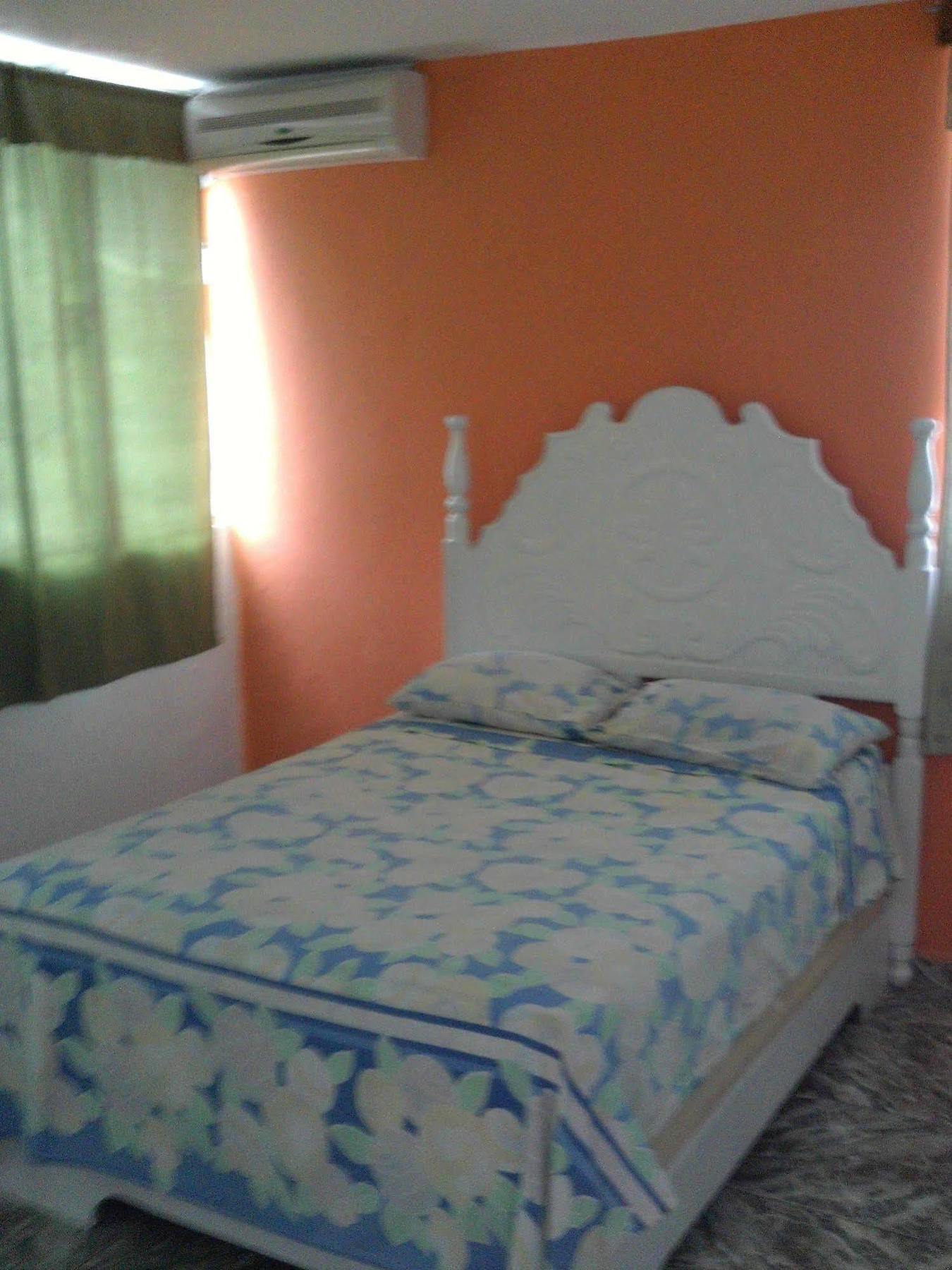 Carla Aparthotel