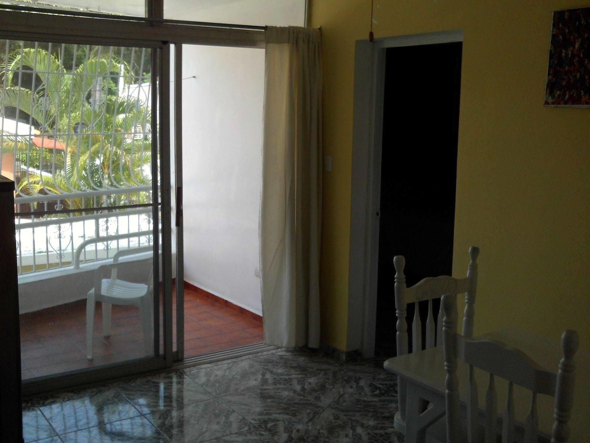 Carla Aparthotel Boca Chica
