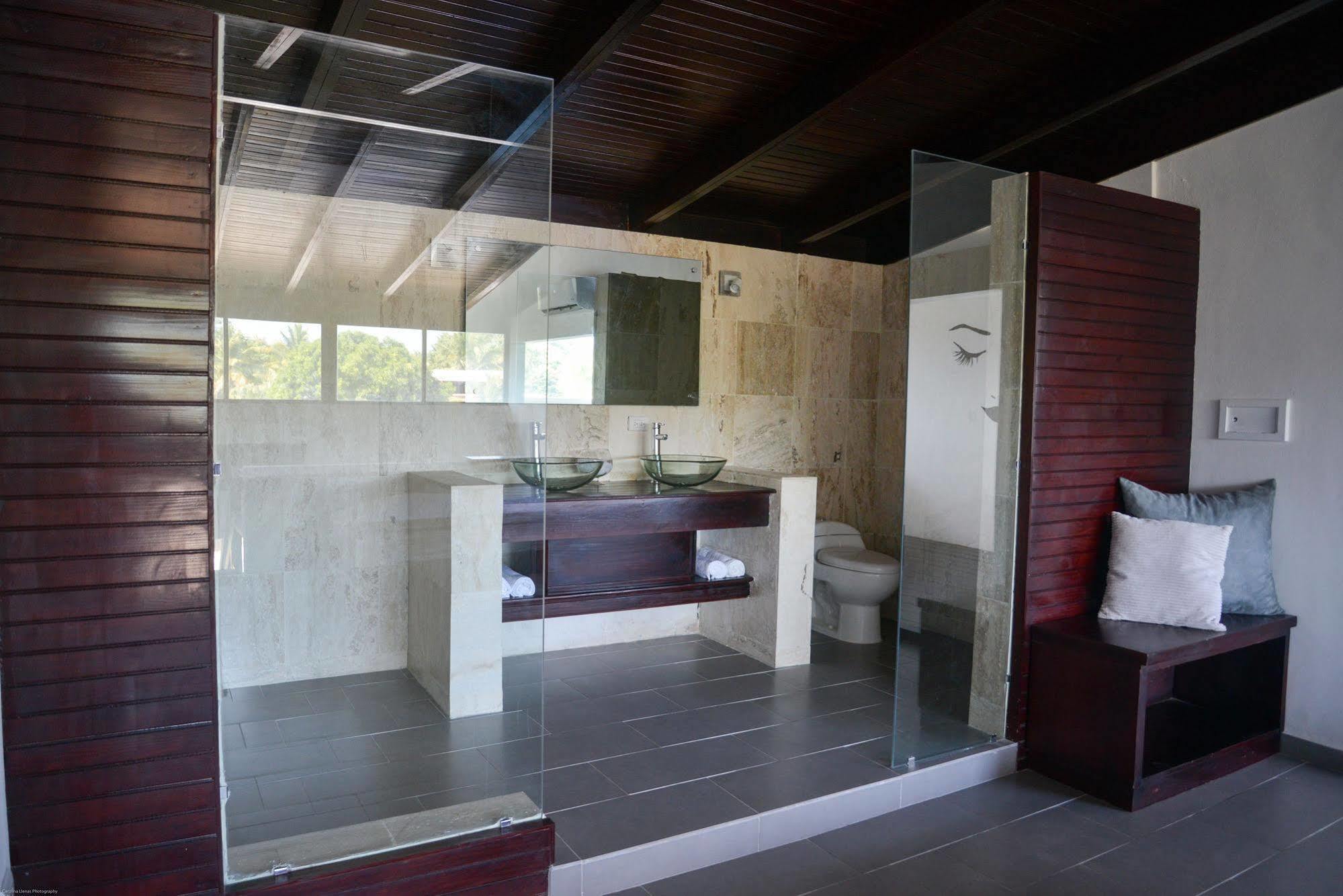 Ahnvee (adults Only) Hotel