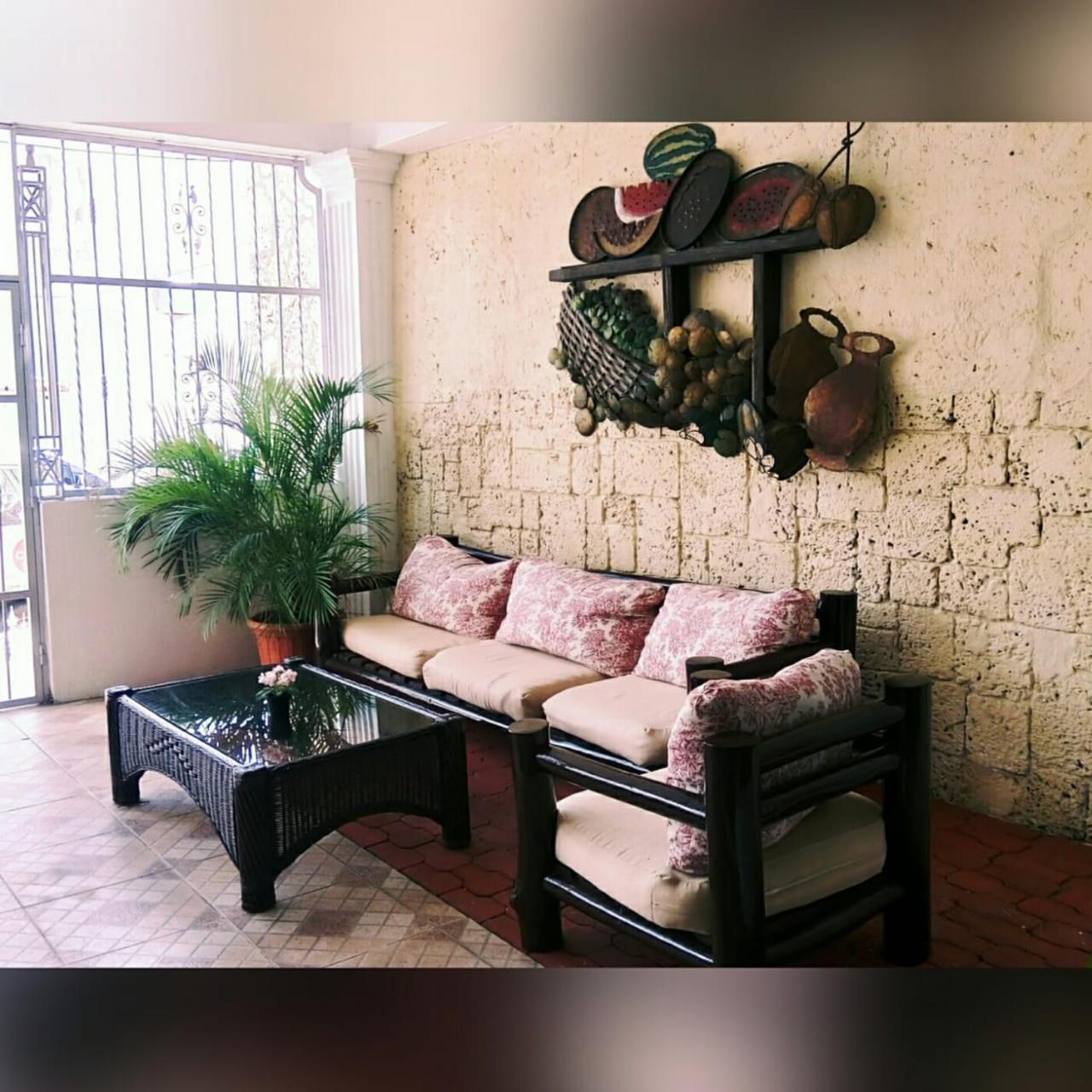 Plaza Colonial Aparthotel 3*