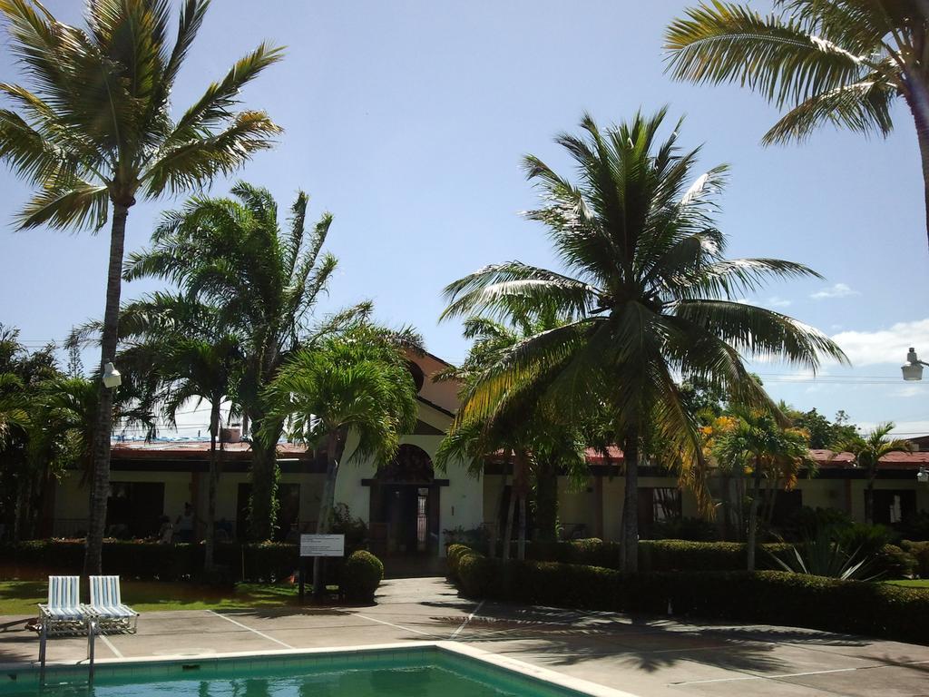El Colibri Hotel