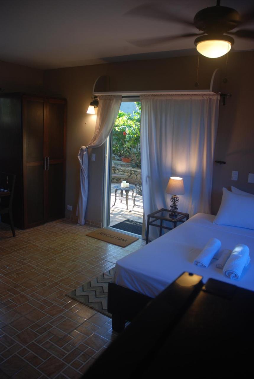 Guest house E&j Boutique Residences