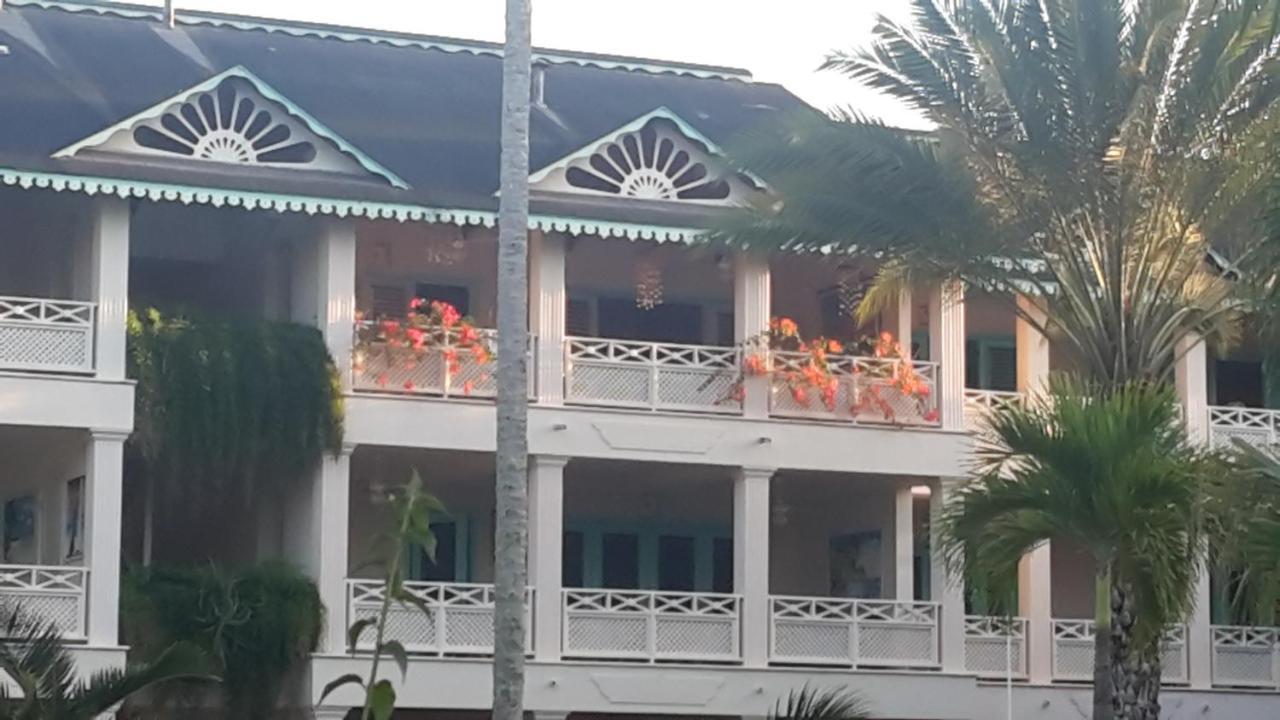 La Dolce Beachfront Hotels, Terrenas, Samana Apartment *