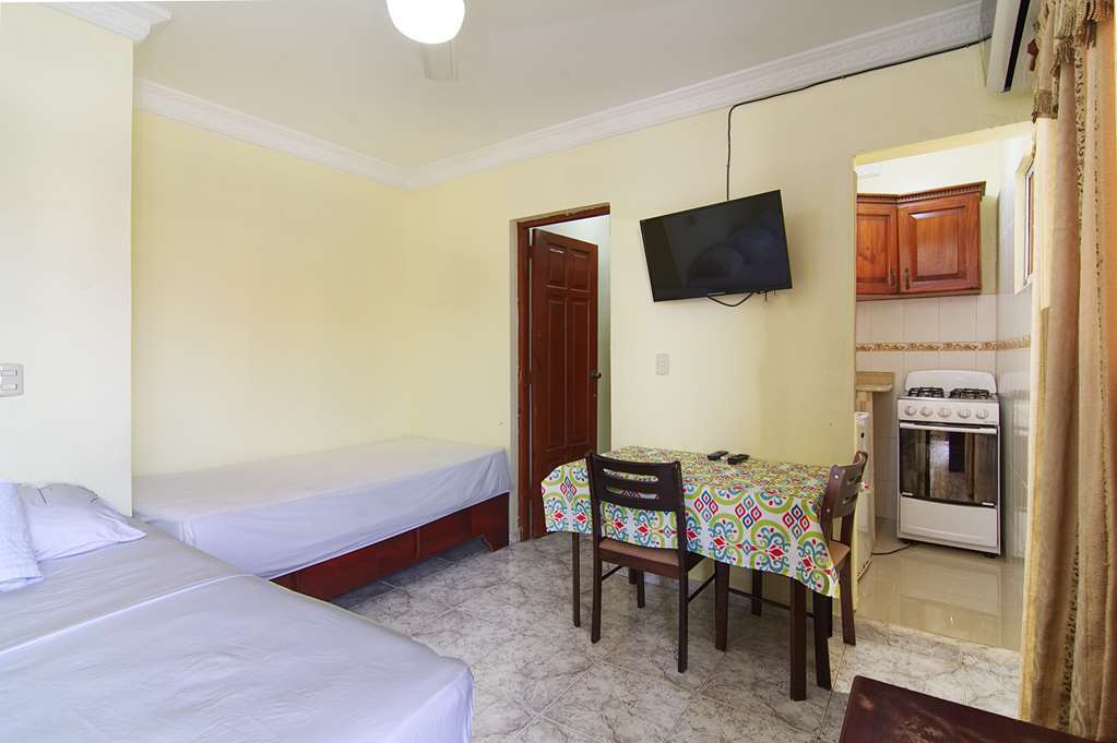 Tropical Island Aparthotel 3*