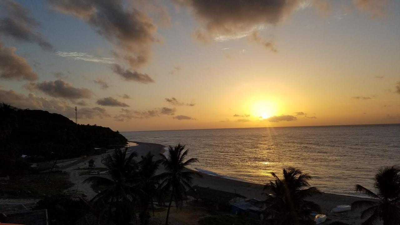Vista Sur Hotel *