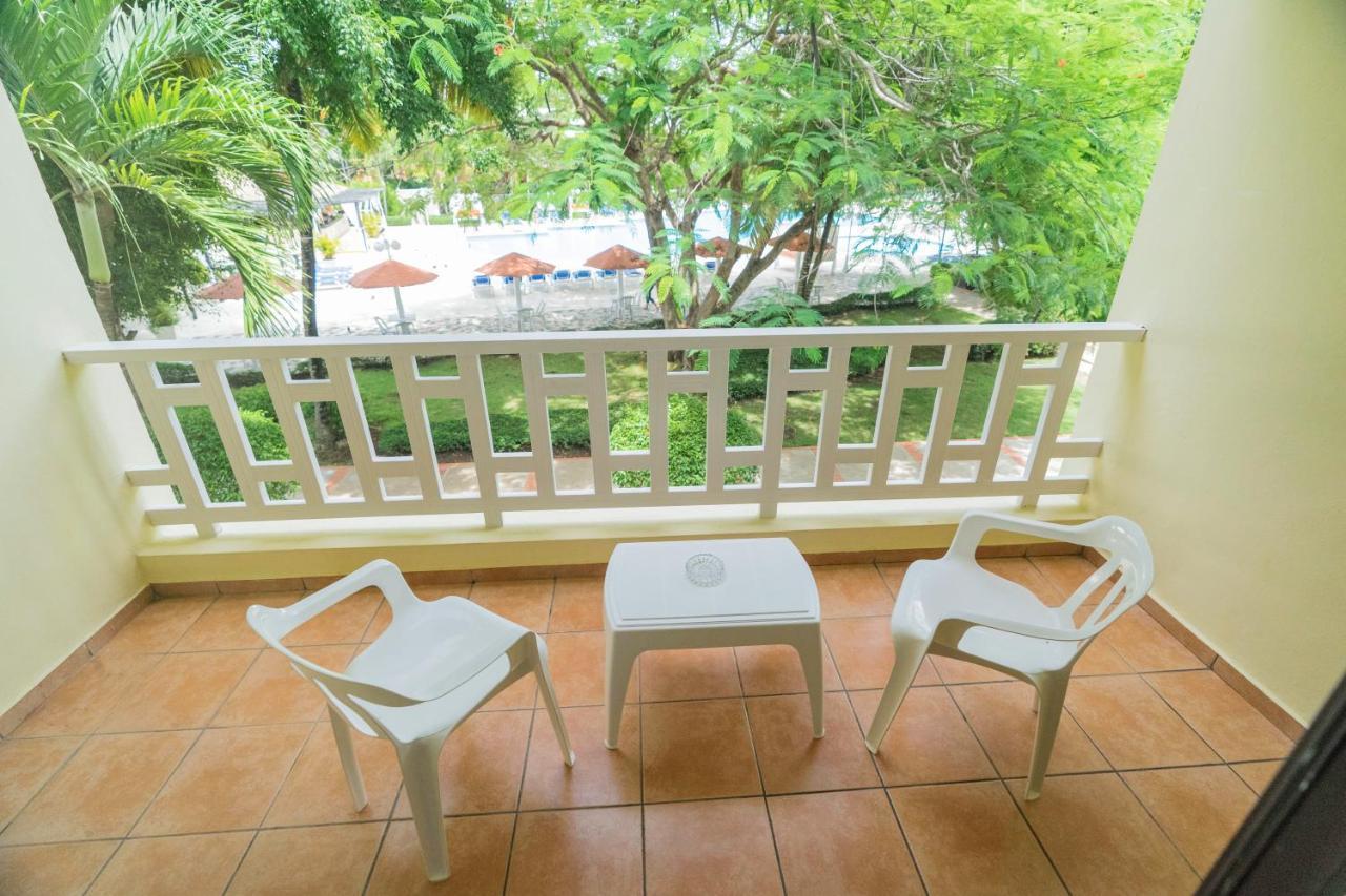 Bellevue Dominican Bay Apartment Boca Chica