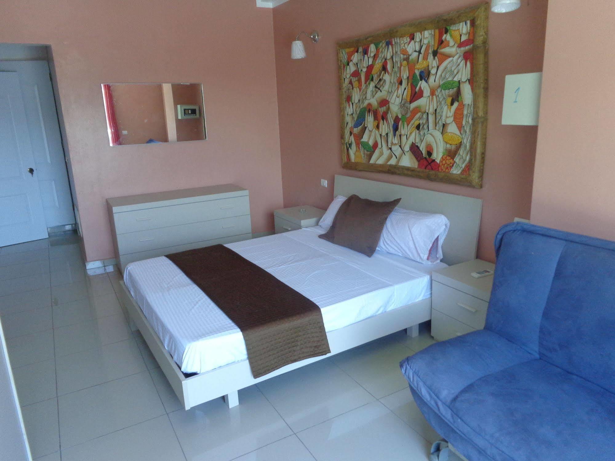 Rig Plaza Venecia Guest house 3*