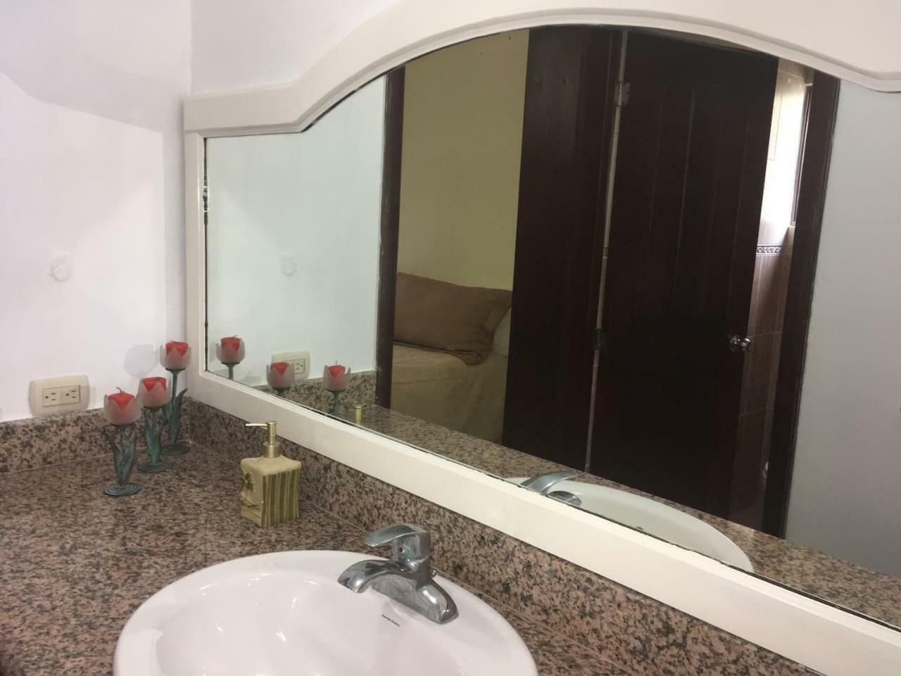 Las Palmera Deluxe. Ideal Families Near Matilda Beach. Playa Bavaro Holiday home