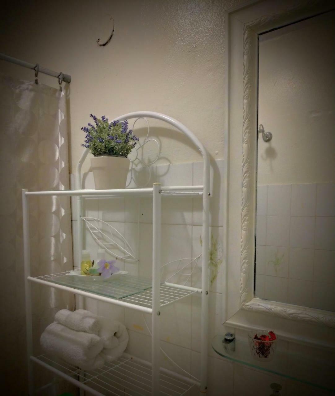 Bed & Breakfast Via Emilia B&B Restaurante 3*