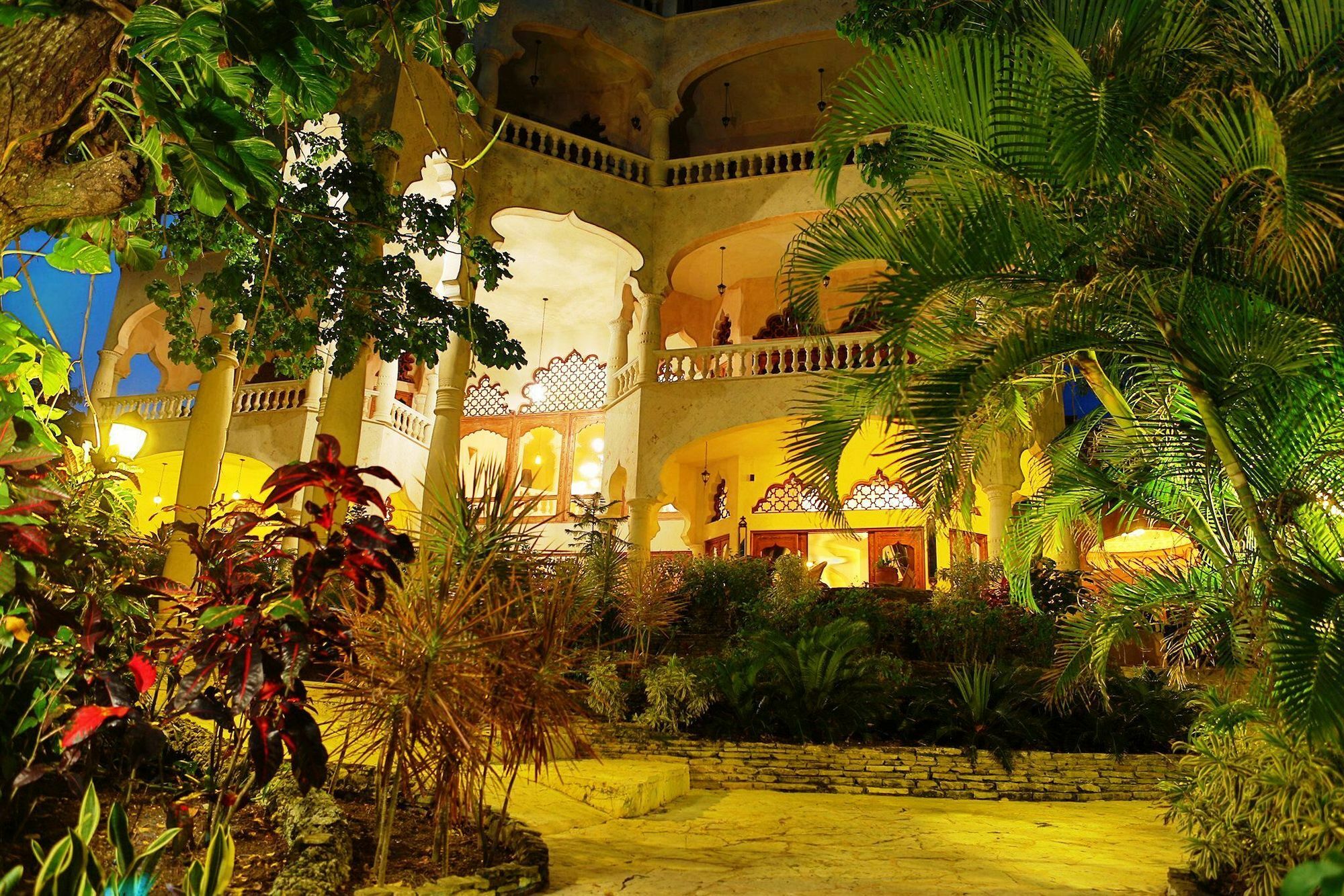 The Palace At Playa Grande 4*