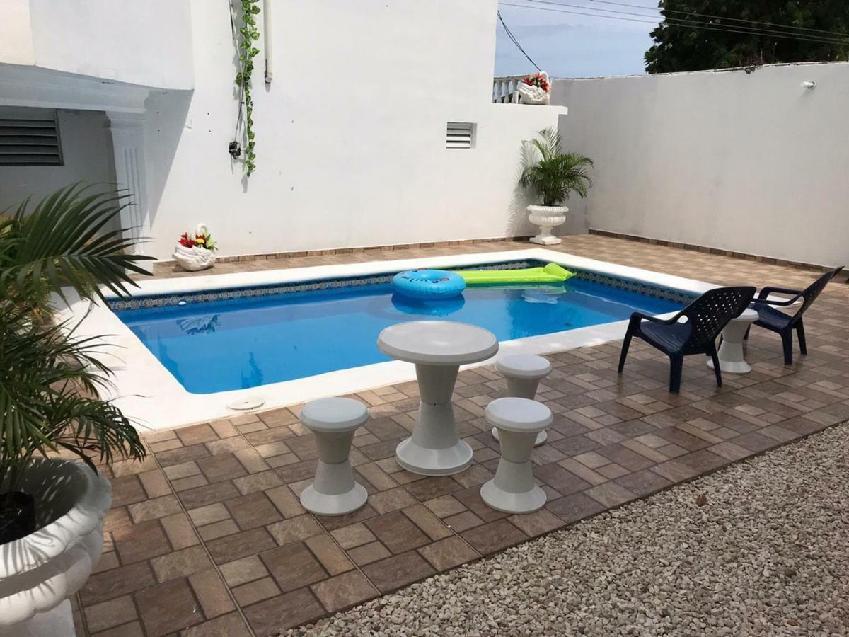 Napoles Hotel Barahona