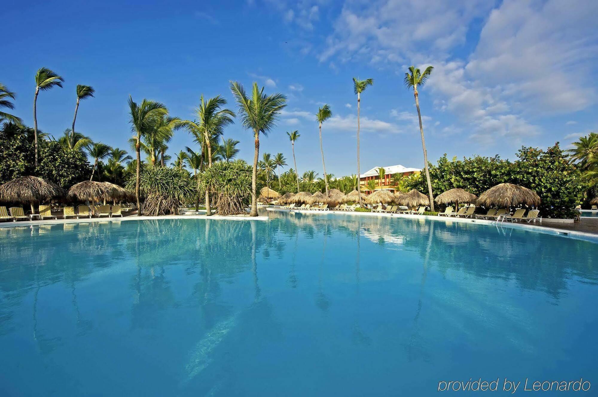 Iberostar Waves