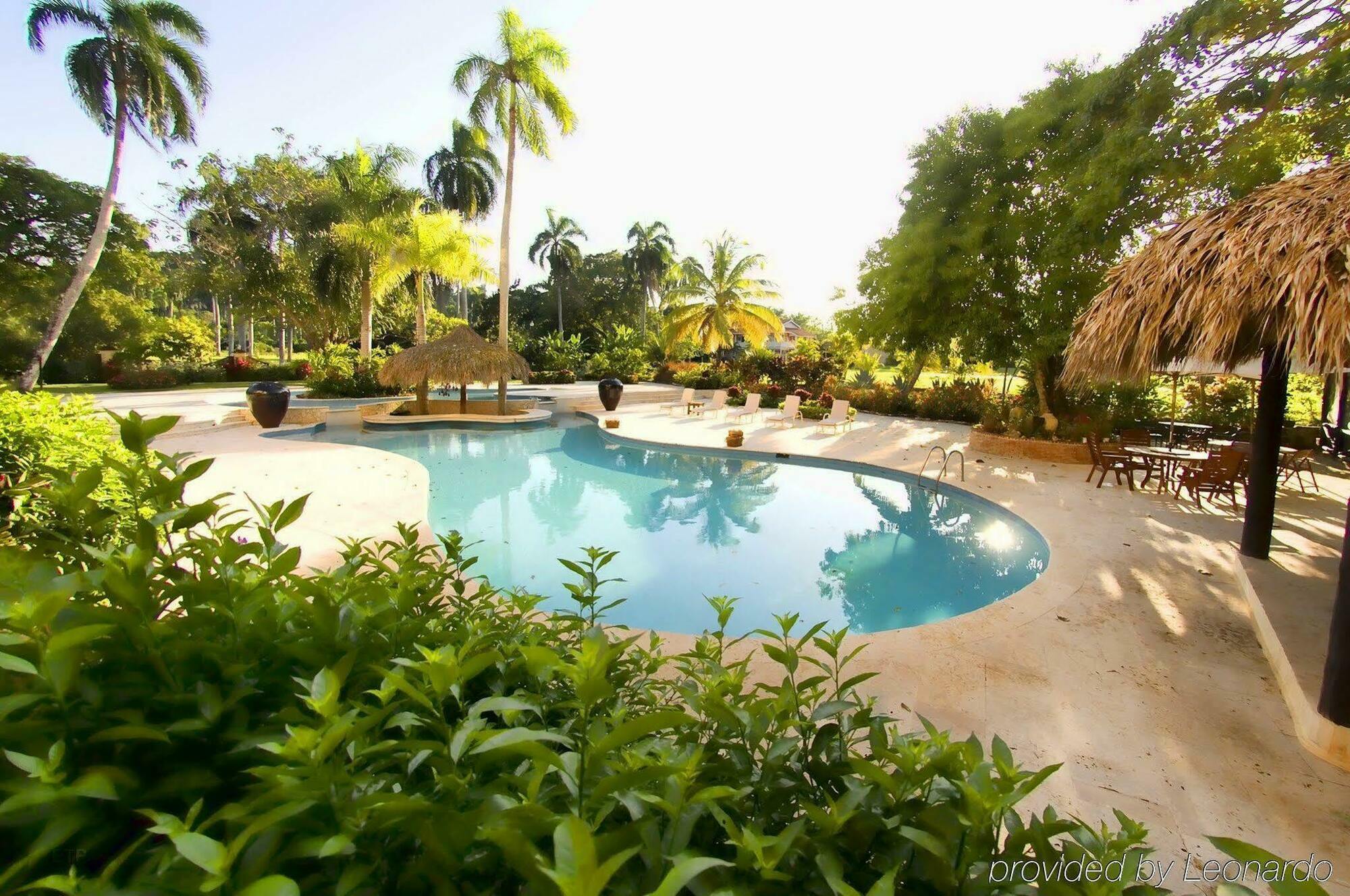 The Palace At Playa Grande Hotel