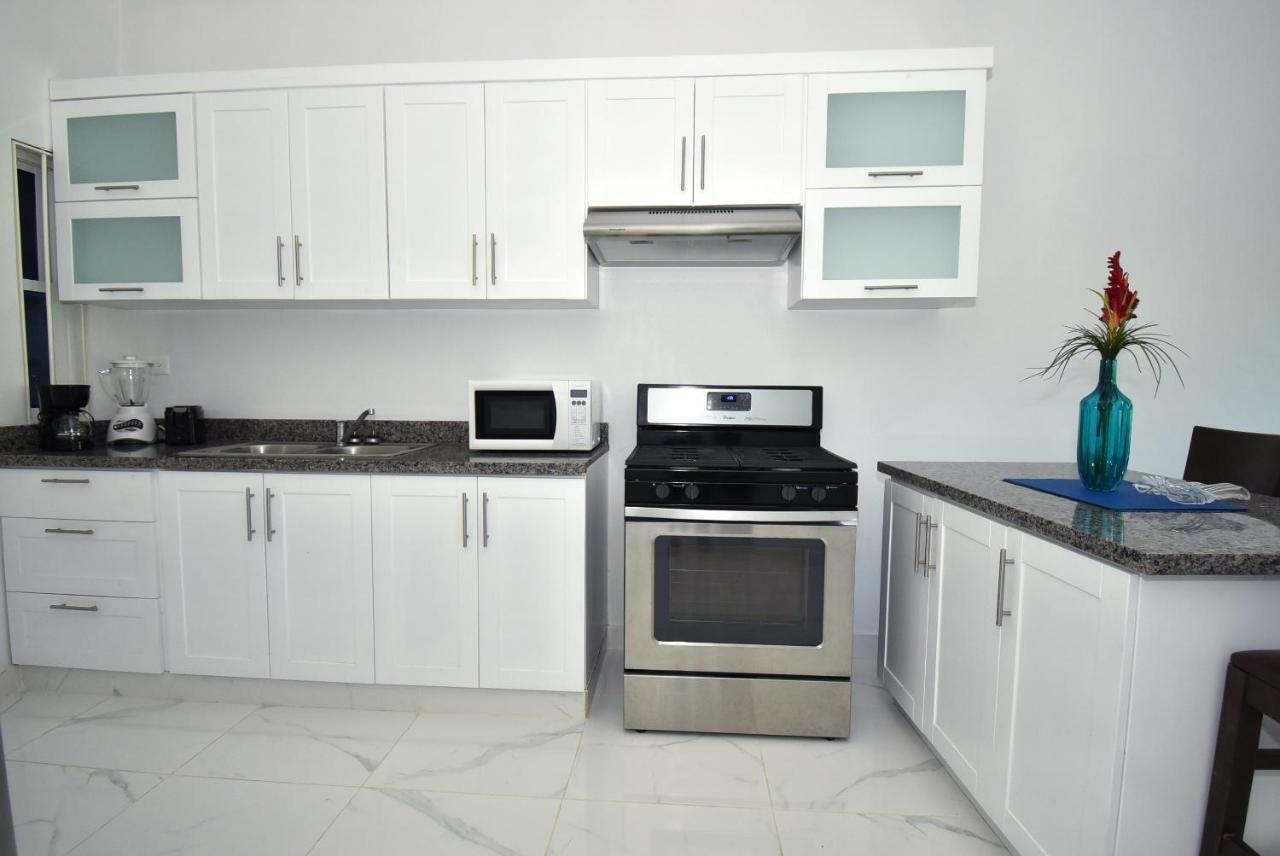 Rosil Place Aparthotel