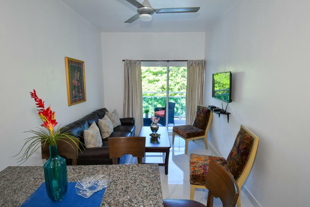 Rosil Place Aparthotel *
