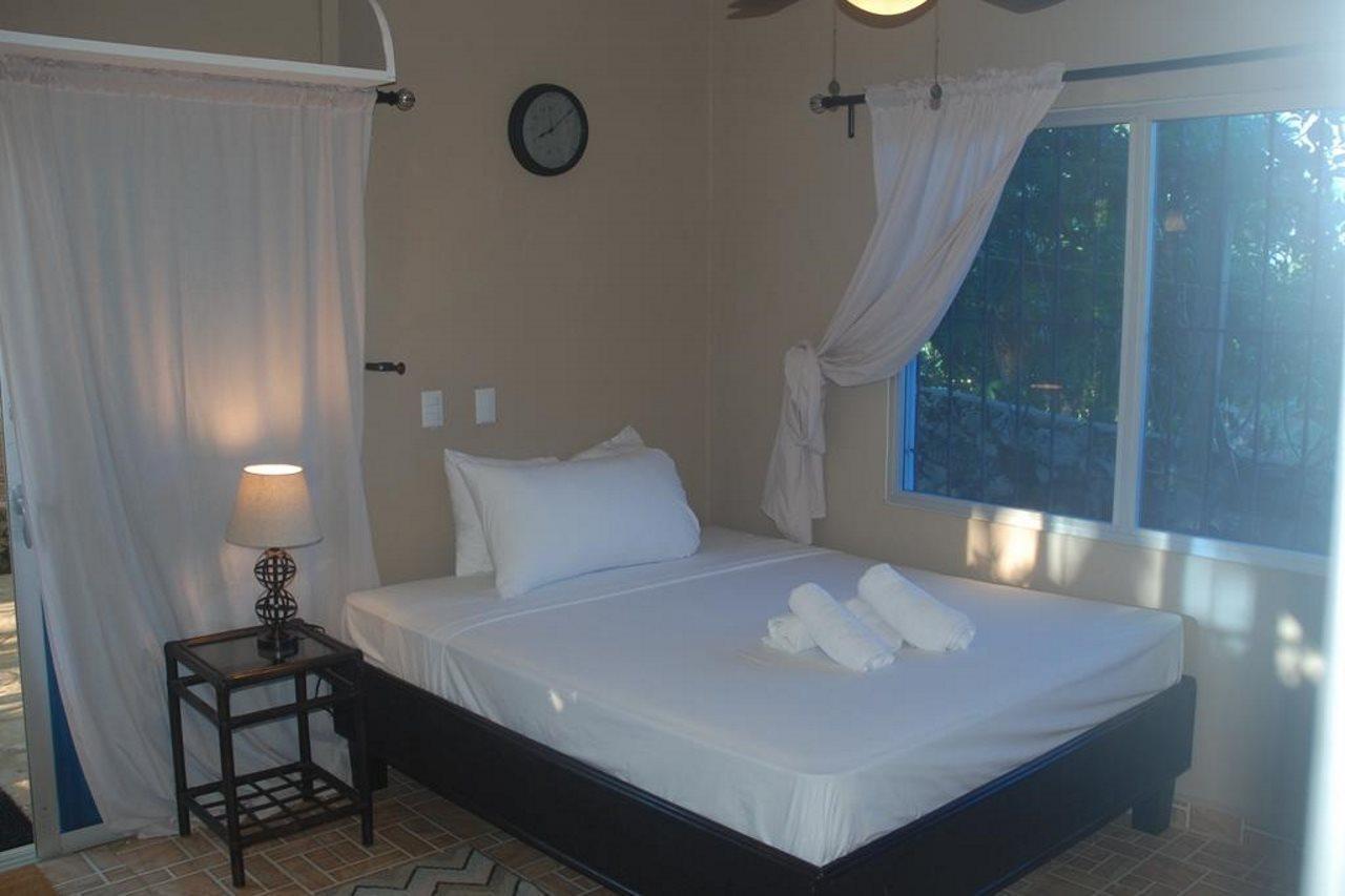 E And J Boutique Residences *