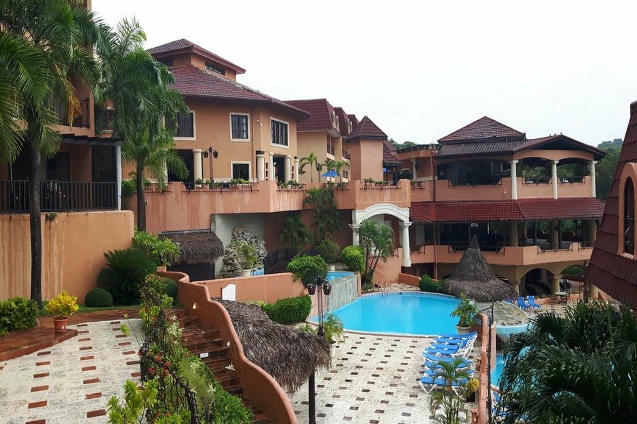 Bay And Victorian House 4* Sosua