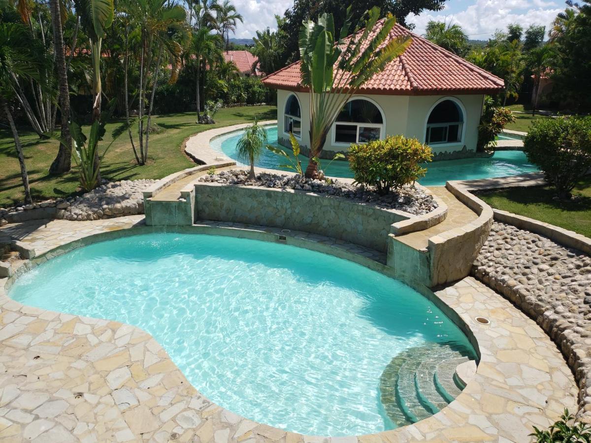 For Vacation 32-18-6 Villa