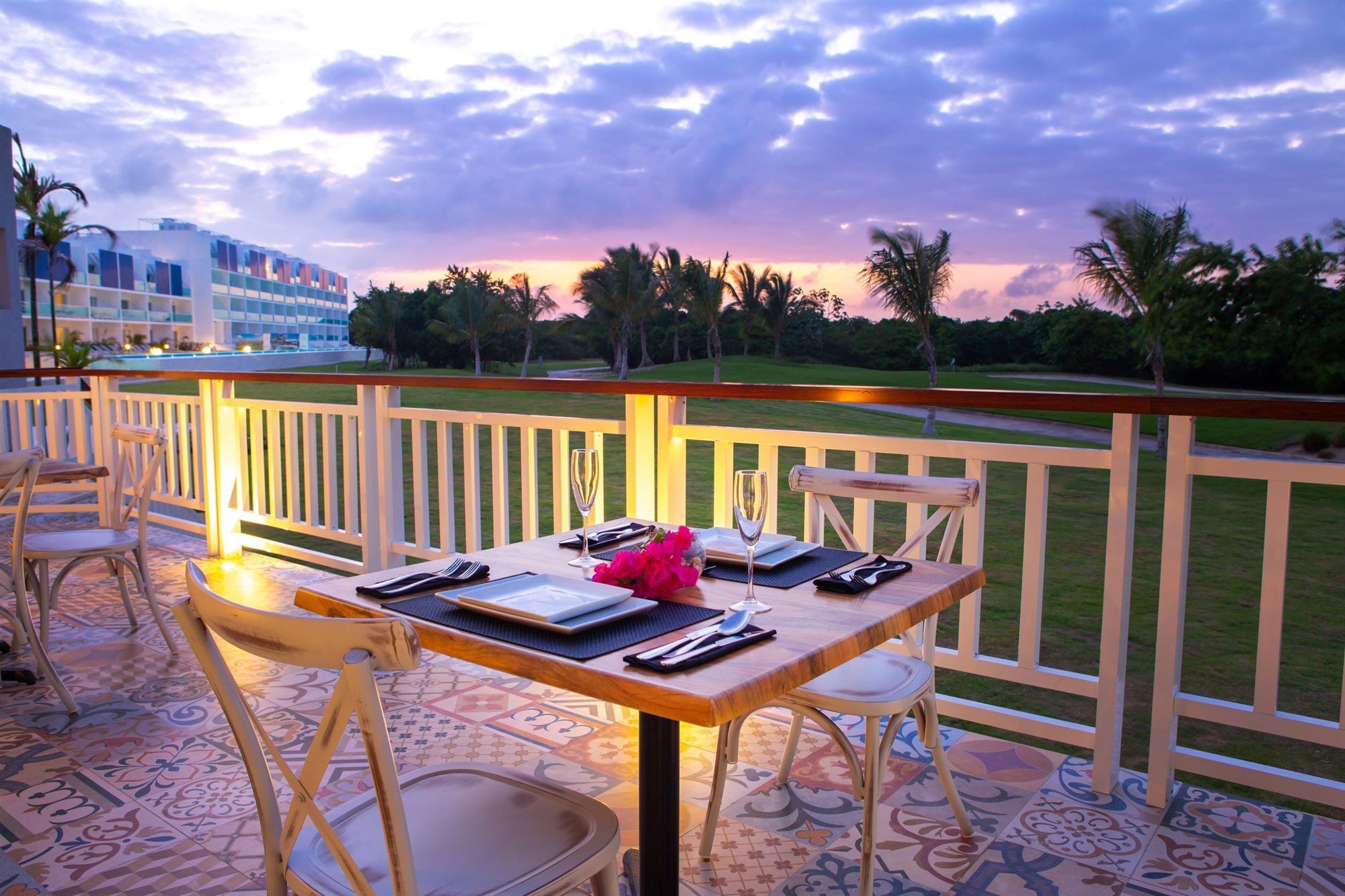 Coral House Hotel 4*