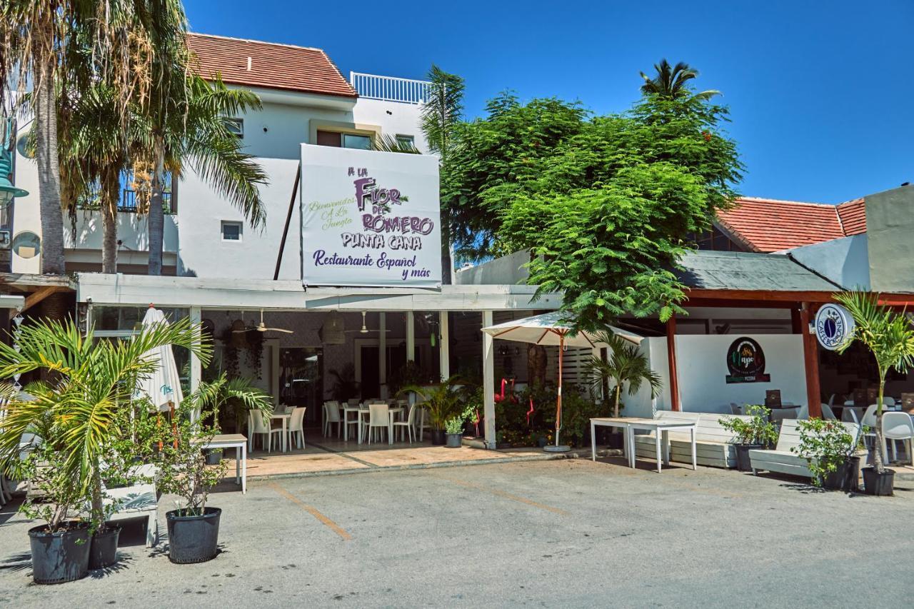 Flor Del Mar Beachfront Aparthotel 3*
