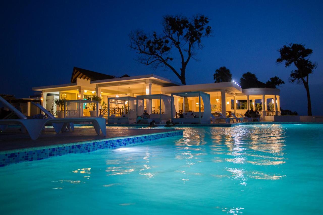 Resort Ocean Village Deluxe 3*