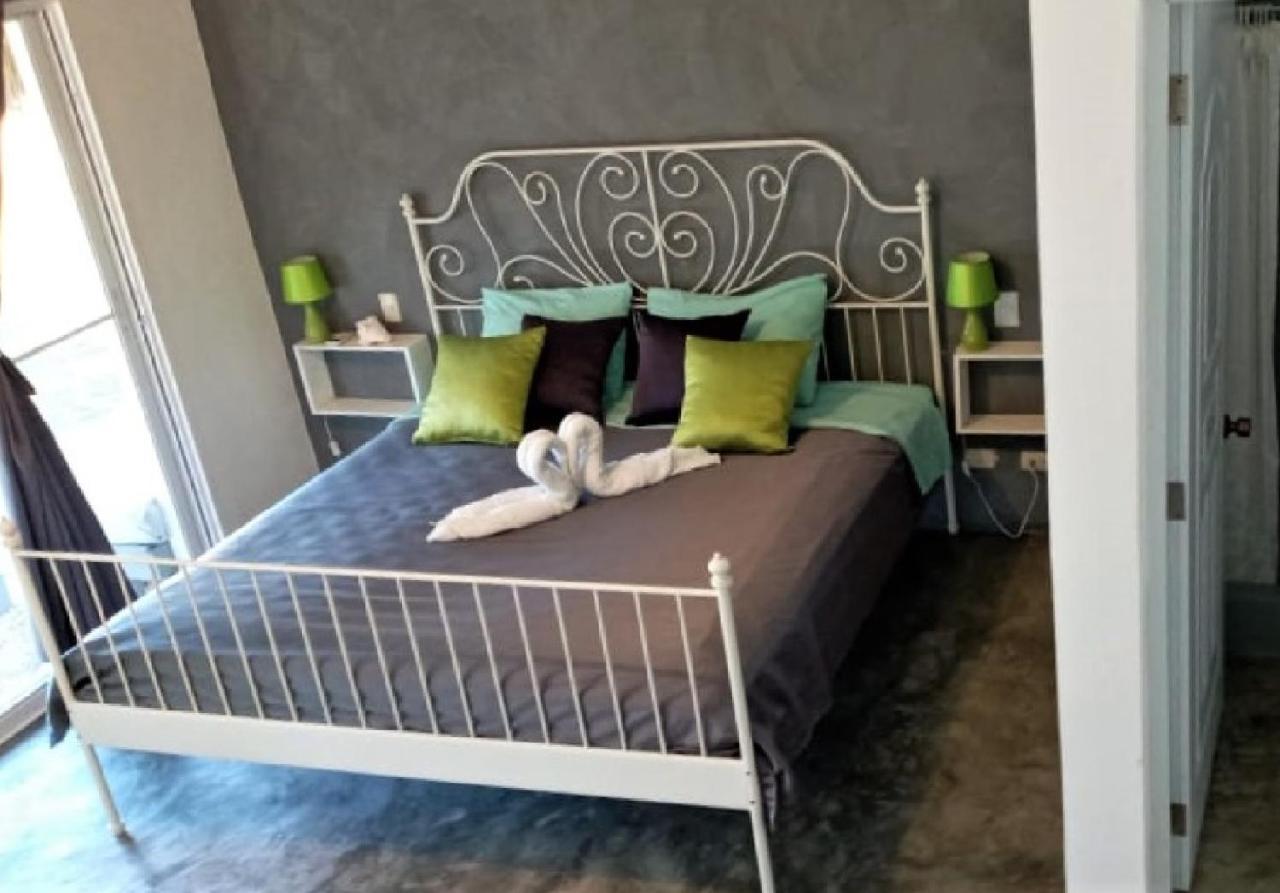 Green Village Apartment *