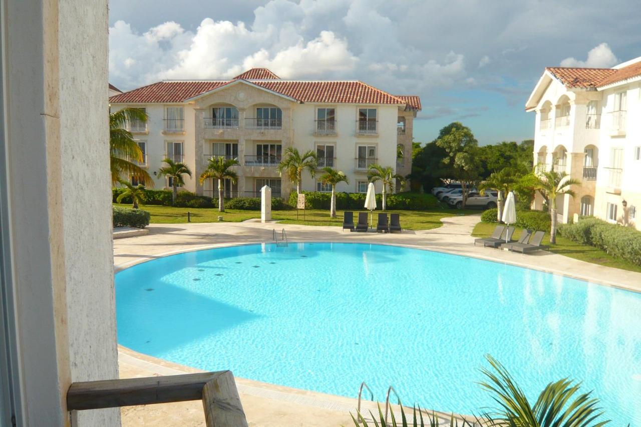 The Blue Lagoon Of The Caribbean Sea. Velero 205.cadaques Caribe